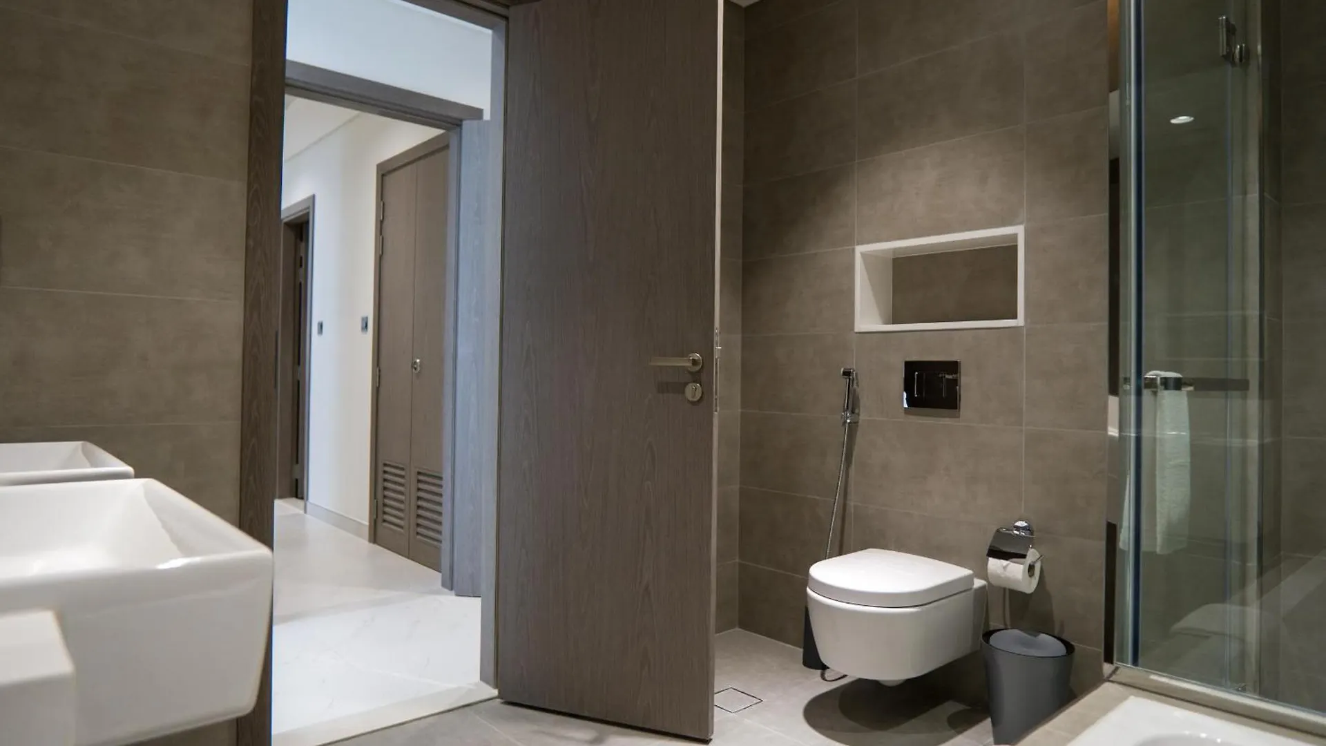 Amazing 2Bdr With Lagoon View In District One 13 Al Merkadh Dubai 0*,  United Arab Emirates